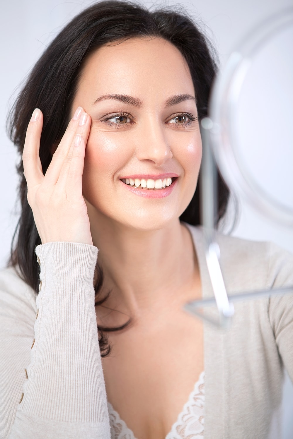 Lakewood Ranch Sofwave model with brown hair